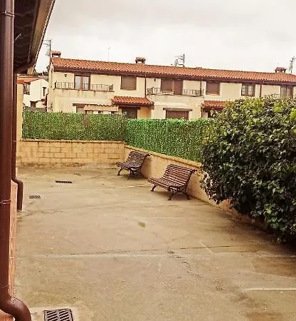 La Granja ** *