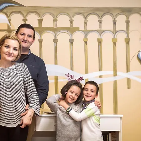 La Granja ** 招待所 4*